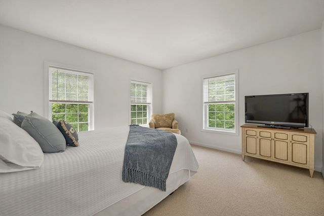 537 Pingree Hill, Auburn, NH 03032