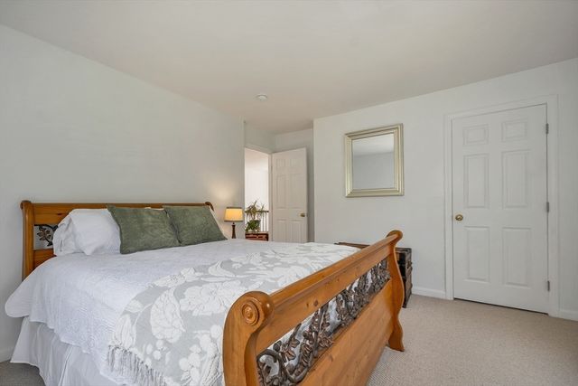 537 Pingree Hill, Auburn, NH 03032
