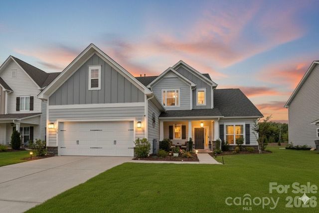 3826 Dahlia Drive, Harrisburg, NC 28075