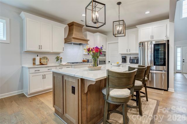 3826 Dahlia Drive, Harrisburg, NC 28075