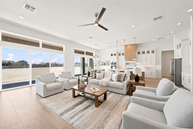 31308 N 167TH Avenue, Surprise, AZ 85387