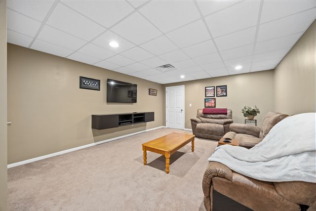 13456 Skyline Drive, Plainfield, IL 60585