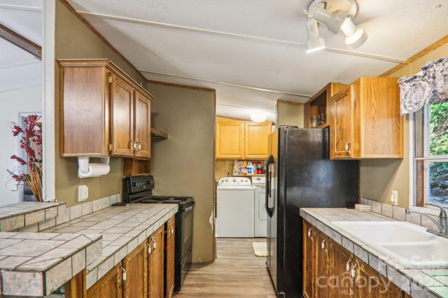 138 Buddy Lane, Chimney Rock, NC 28720