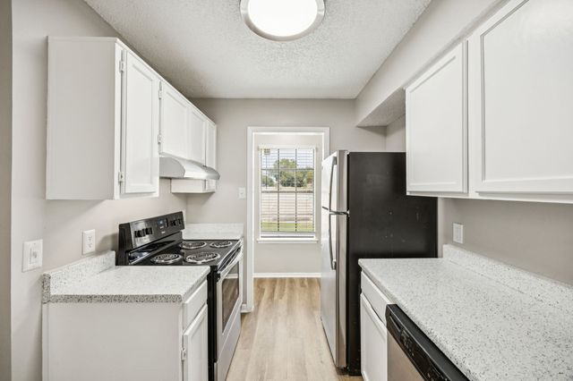 8109 Silver Creek Road D, White Settlement, TX 76108