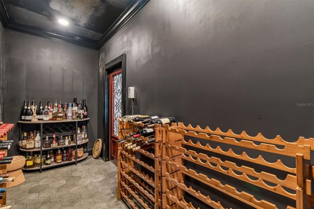 3313 W MULLEN AVENUE, Tampa, FL 33609