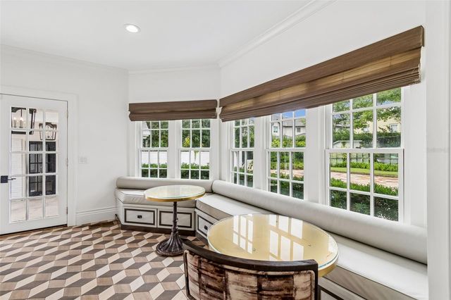 3313 W MULLEN AVENUE, Tampa, FL 33609