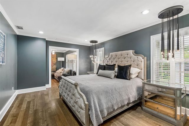 3313 W MULLEN AVENUE, Tampa, FL 33609