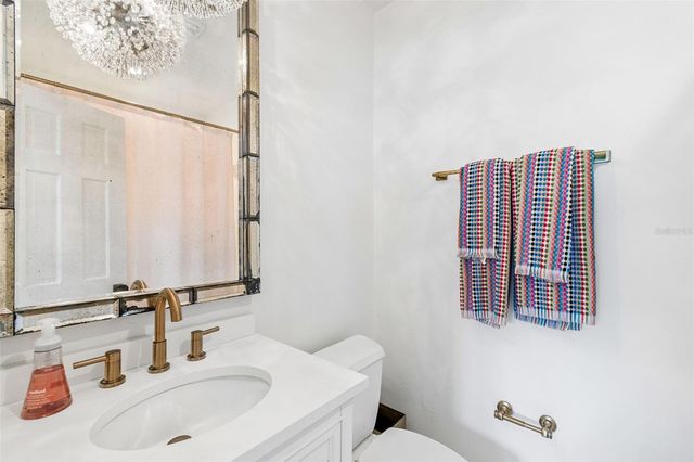 3313 W MULLEN AVENUE, Tampa, FL 33609