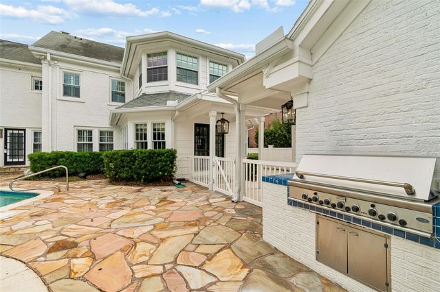 3313 W MULLEN AVENUE, Tampa, FL 33609