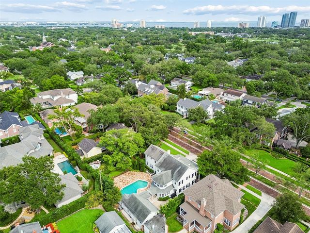 3313 W MULLEN AVENUE, Tampa, FL 33609