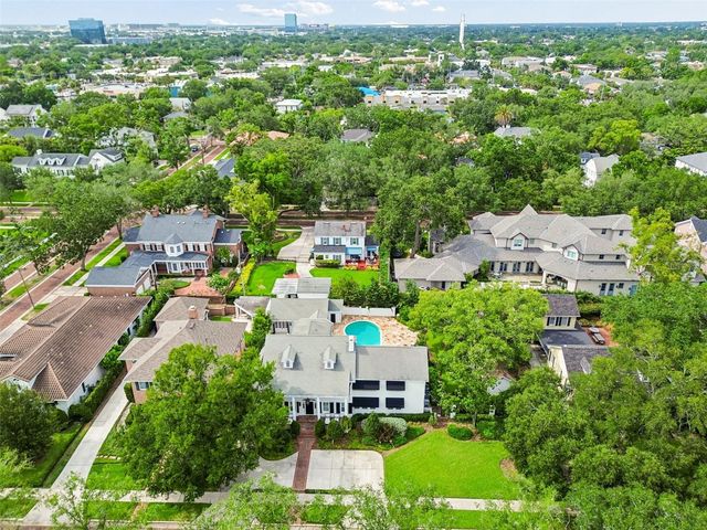 3313 W MULLEN AVENUE, Tampa, FL 33609