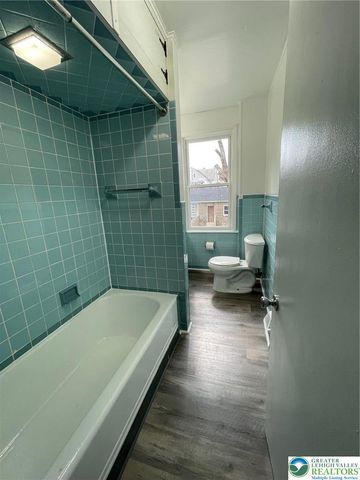 137 South 17th Street, Wilson Boro, PA 18042