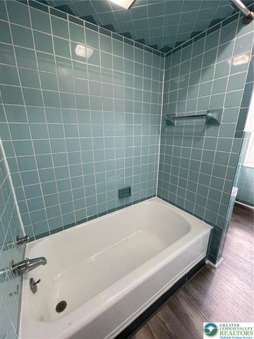 137 South 17th Street, Wilson Boro, PA 18042