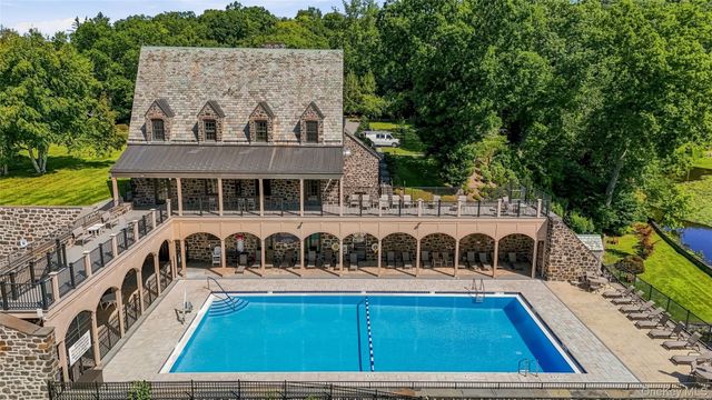 18 Bonham Lane, Cortlandt Manor, NY 10567