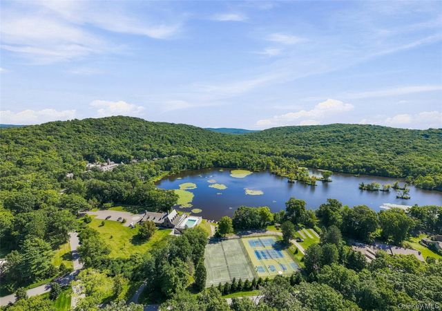 18 Bonham Lane, Cortlandt Manor, NY 10567