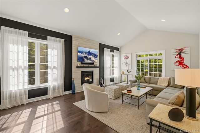 18 Bonham Lane, Cortlandt Manor, NY 10567