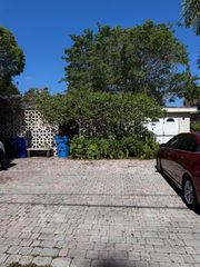 1805 N Dixie Highway 1805, Fort Lauderdale, FL 33305