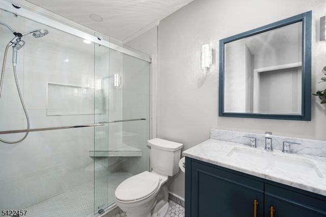 22 Smoke Rise Ln, Bedminster Twp., NJ 07921