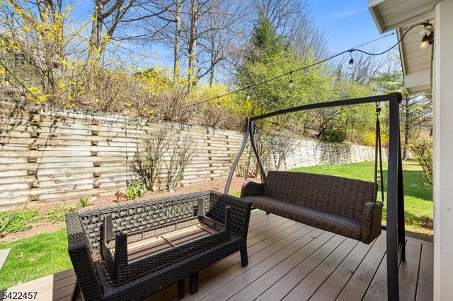 22 Smoke Rise Ln, Bedminster Twp., NJ 07921