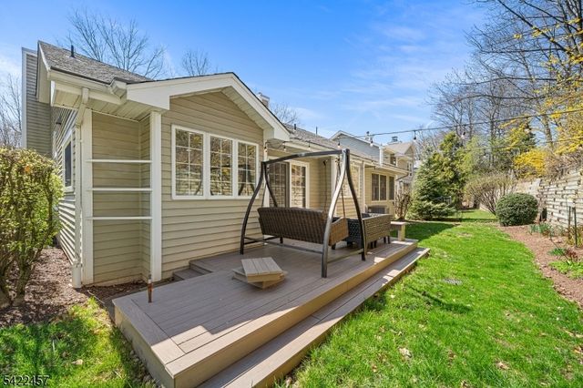 22 Smoke Rise Ln, Bedminster Twp., NJ 07921