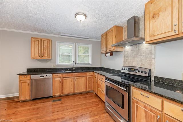 731 Zenna Lane, Reidsville, NC 27320