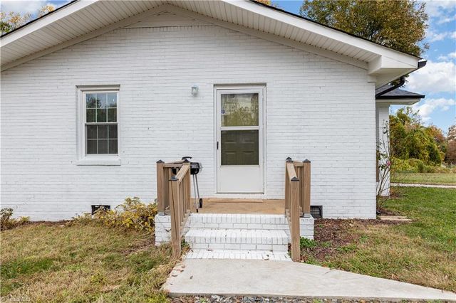 731 Zenna Lane, Reidsville, NC 27320