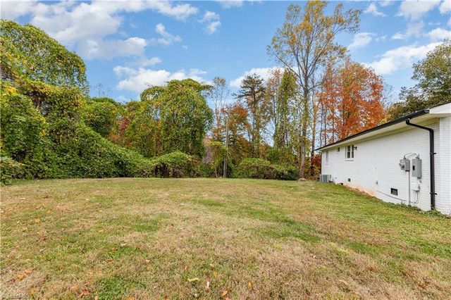 731 Zenna Lane, Reidsville, NC 27320