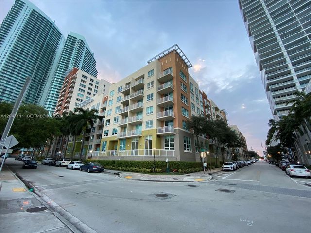 2001 Biscayne Boulevard 3203, Miami, FL 33137