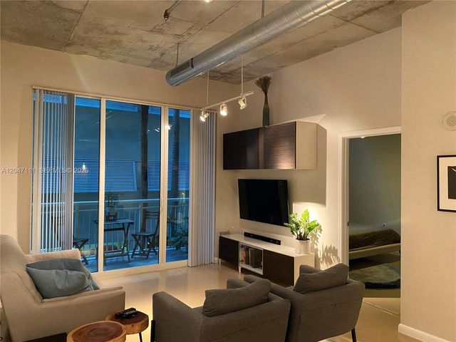 2001 Biscayne Boulevard 3203, Miami, FL 33137