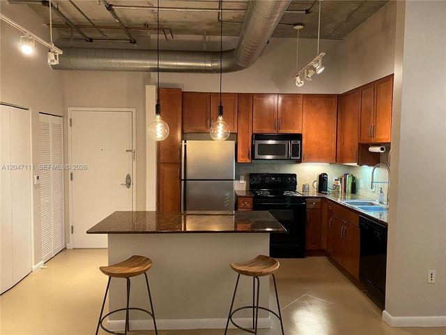 2001 Biscayne Boulevard 3203, Miami, FL 33137
