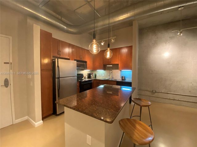 2001 Biscayne Boulevard 3203, Miami, FL 33137