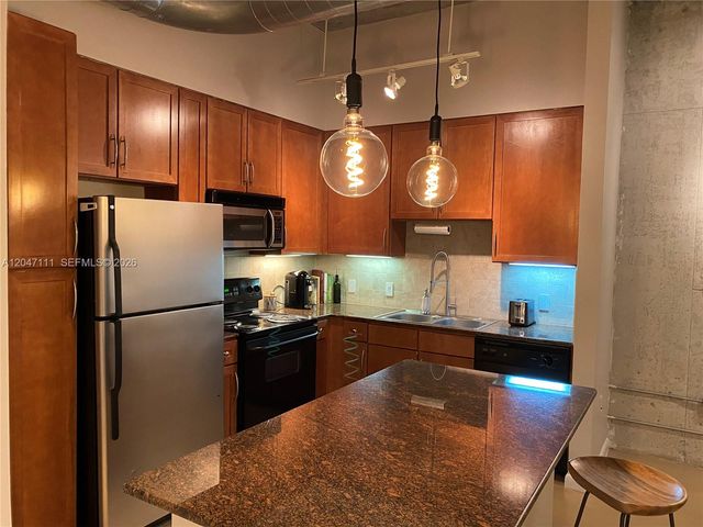 2001 Biscayne Boulevard 3203, Miami, FL 33137