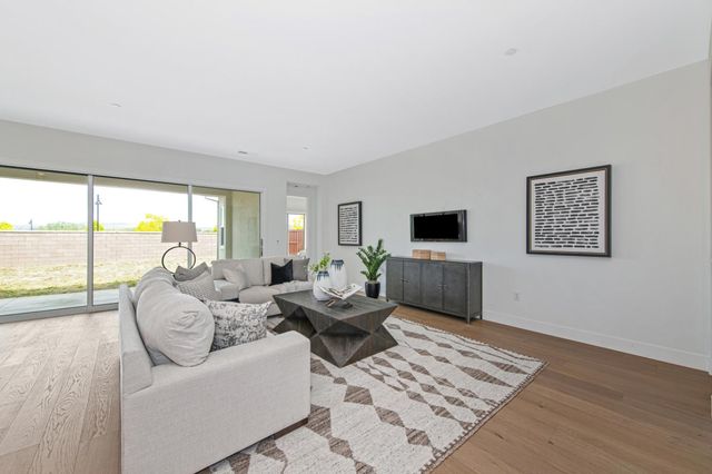 4062 Emerald Glen Ln, Folsom, CA 95630