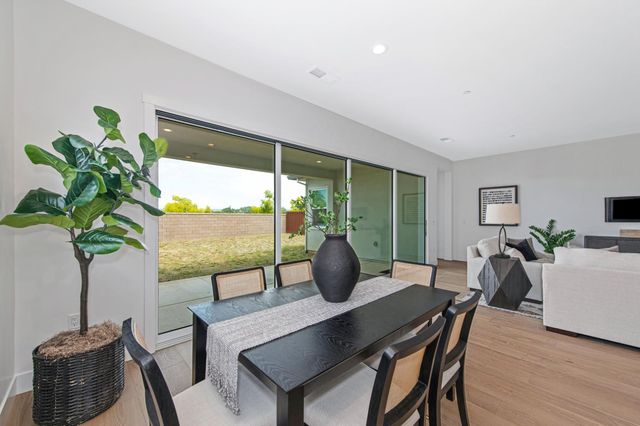4062 Emerald Glen Ln, Folsom, CA 95630