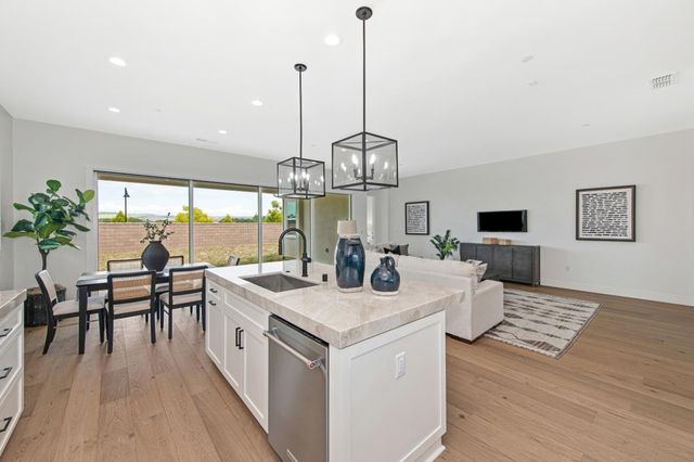 4062 Emerald Glen Ln, Folsom, CA 95630