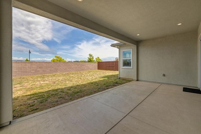 4062 Emerald Glen Ln, Folsom, CA 95630
