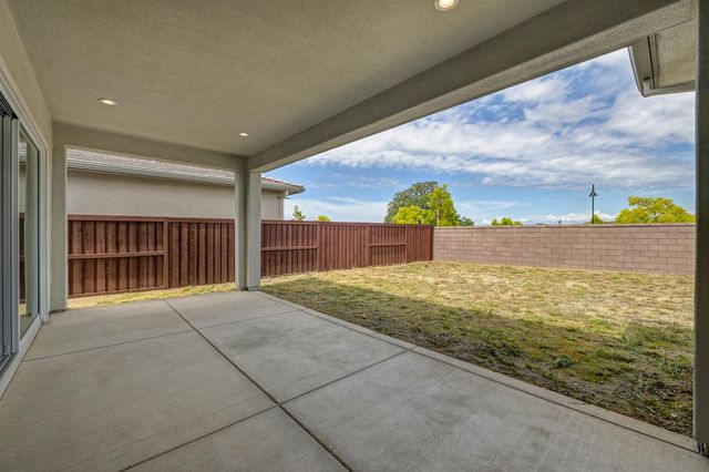 4062 Emerald Glen Ln, Folsom, CA 95630