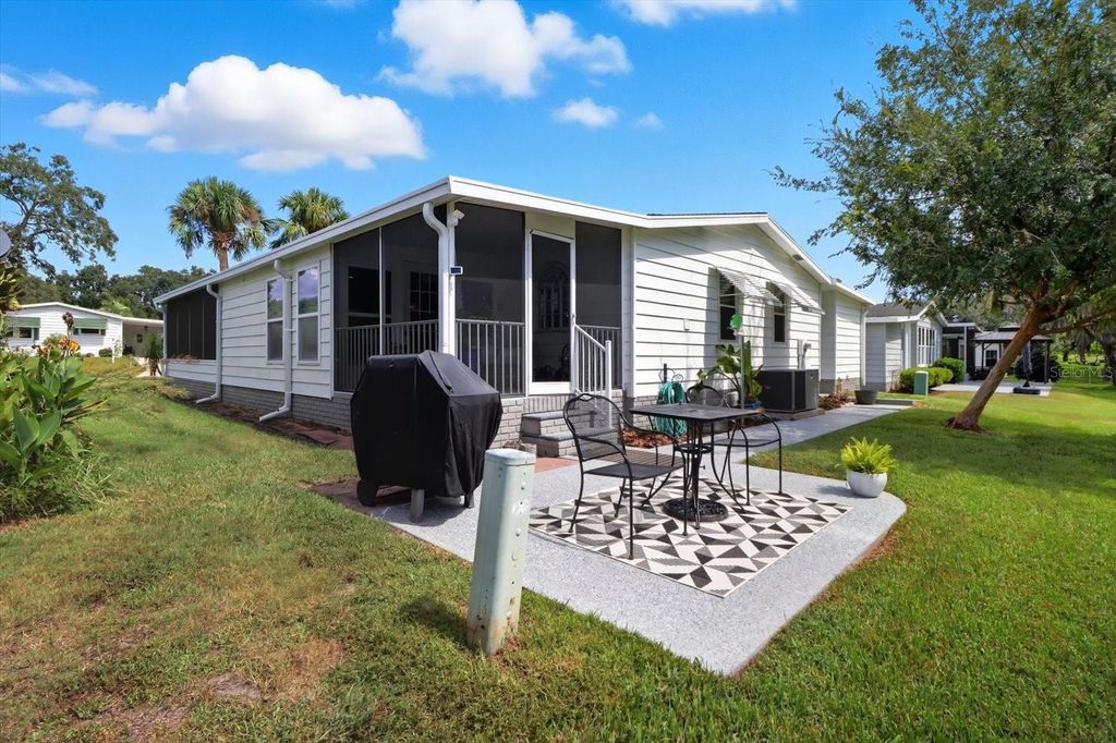 Image 36 of property listing at 720 ORCHID STREET, Lady Lake, FL 32159