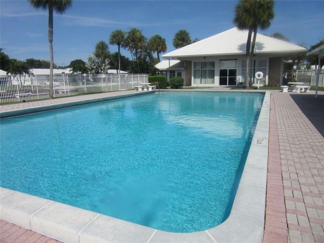 2650 W GOLF Boulevard 255, Pompano Beach, FL 33064