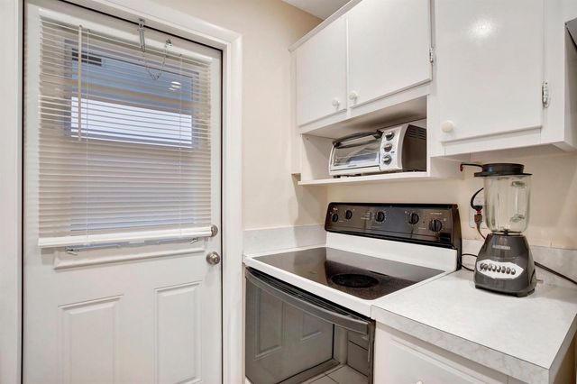 2650 W GOLF Boulevard 255, Pompano Beach, FL 33064