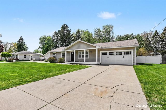 7439 Eastlane Avenue, Jenison, MI 49428
