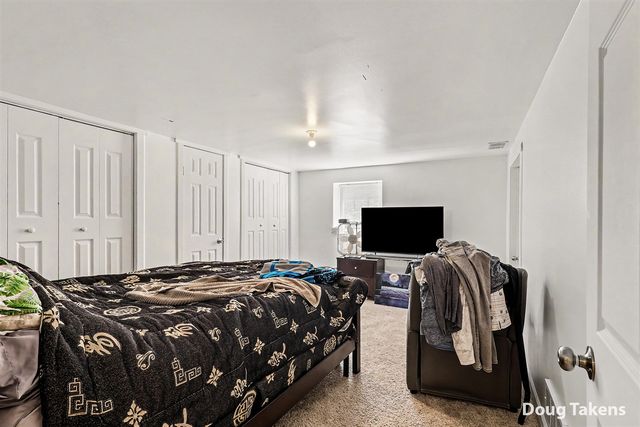 7439 Eastlane Avenue, Jenison, MI 49428