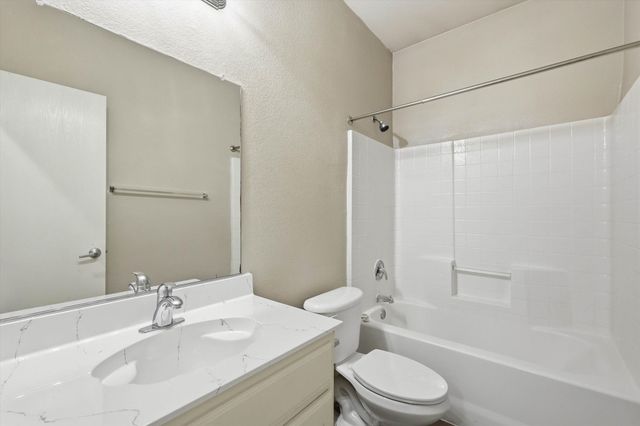 7440 Alverstone Drive, Fort Worth, TX 76120