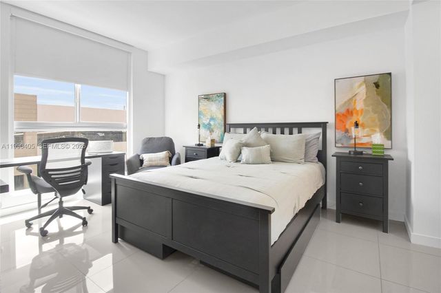 7661 NW 107th Avenue 501, Doral, FL 33178