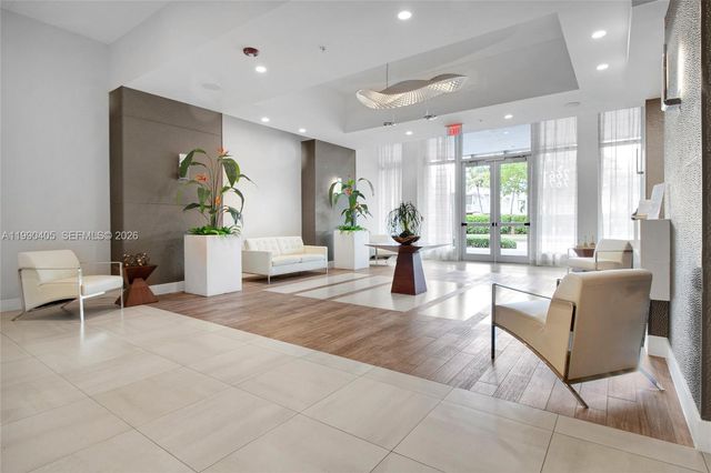 7661 NW 107th Avenue 501, Doral, FL 33178