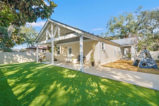 5202 N 10TH STREET, Tampa, FL 33603