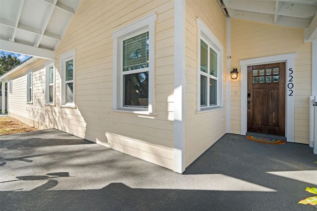 5202 N 10TH STREET, Tampa, FL 33603