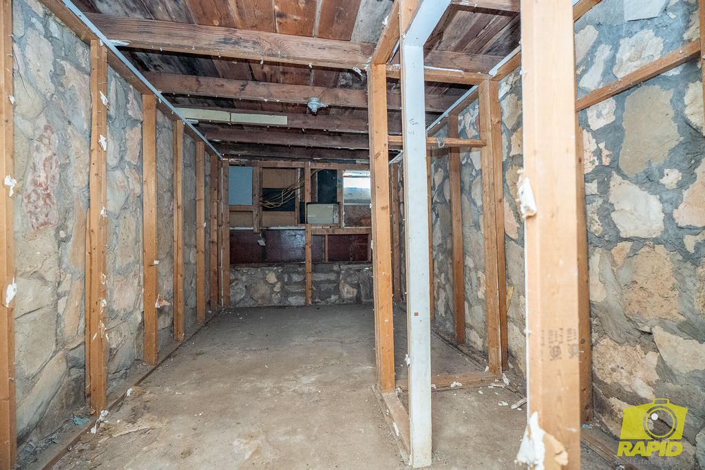 Image 17 of property listing at 1414 N Jefferson Street, San Angelo, TX 76901