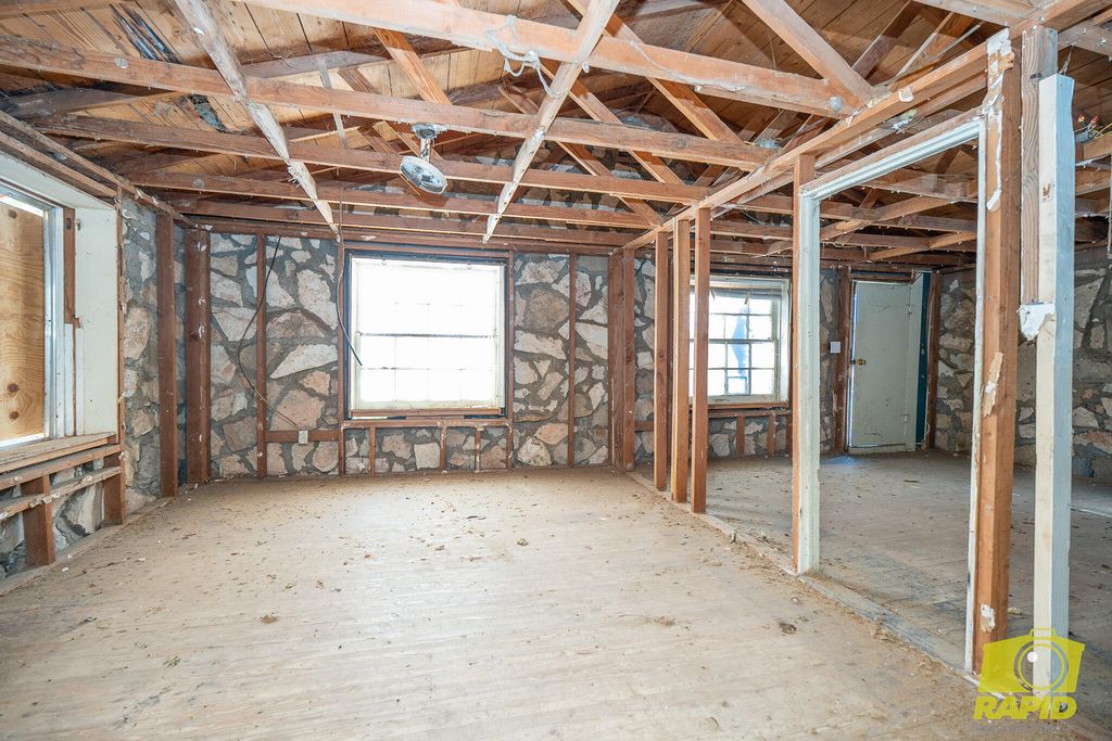 Image 19 of property listing at 1414 N Jefferson Street, San Angelo, TX 76901