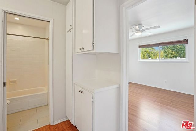 968 Larrabee Street 212, West Hollywood, CA 90069